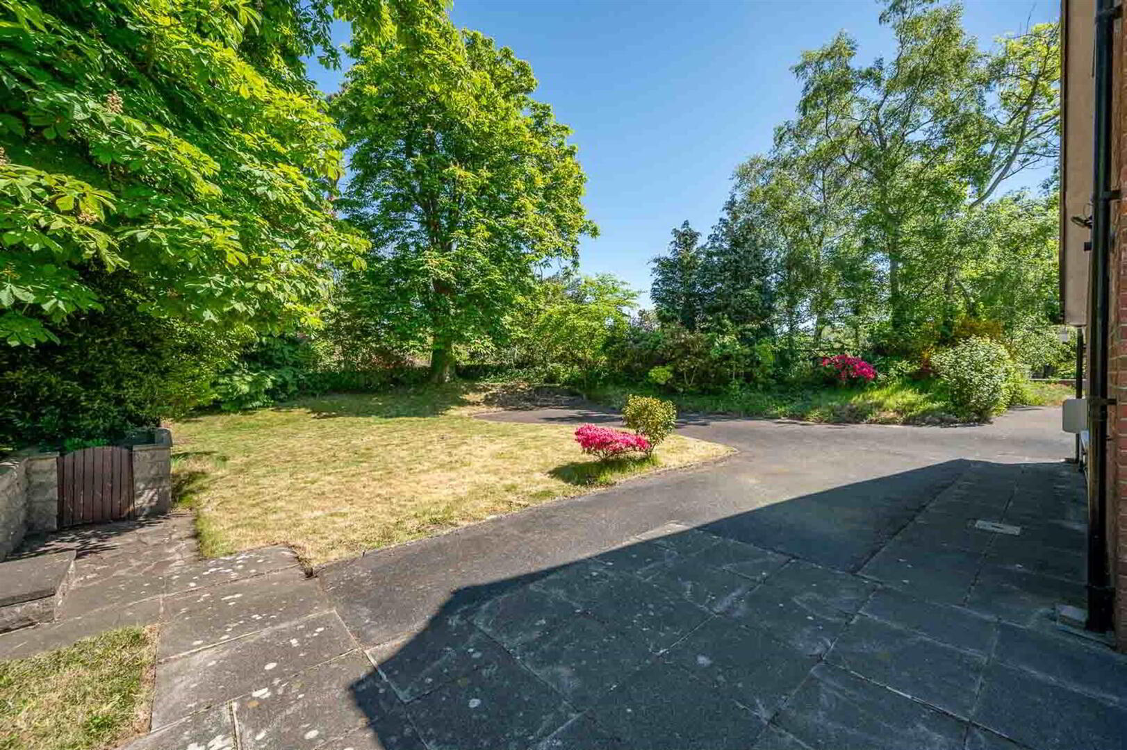 14 Rathmoyle Park 37 of 43