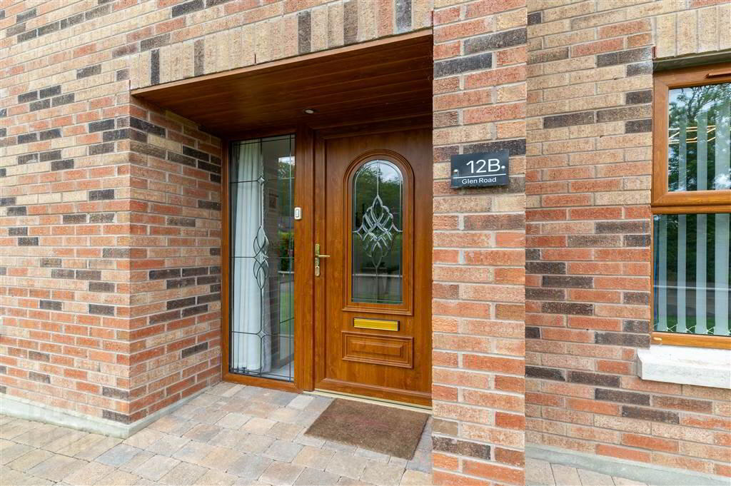 12b Glen Road 3 of 39