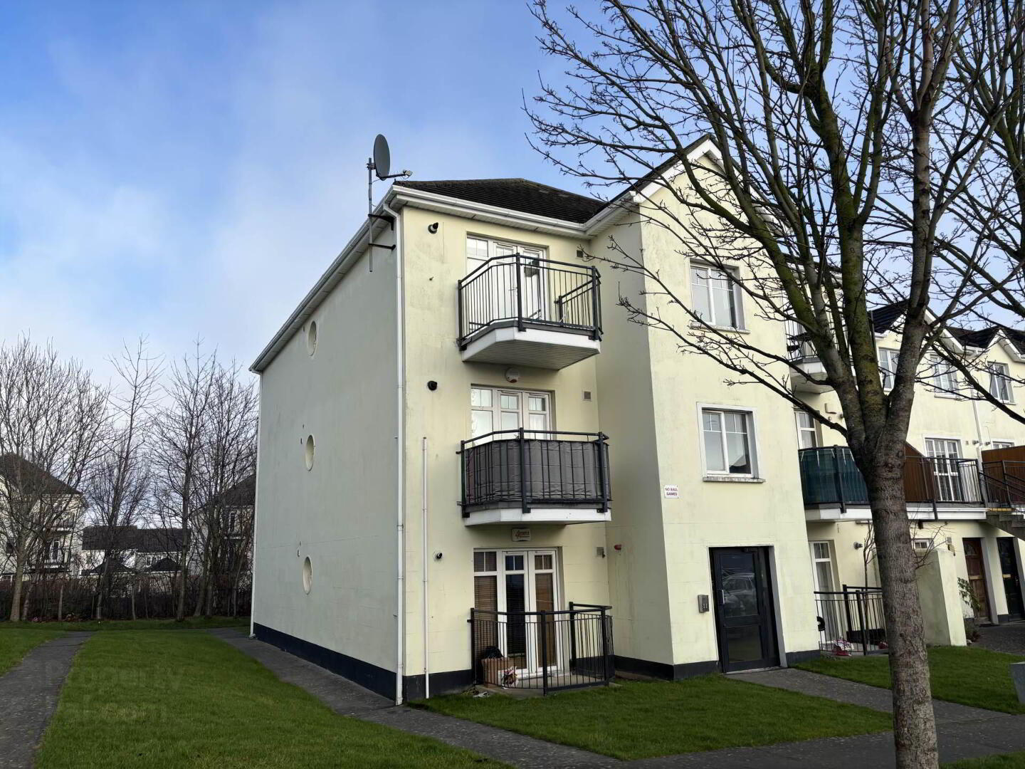 property description image