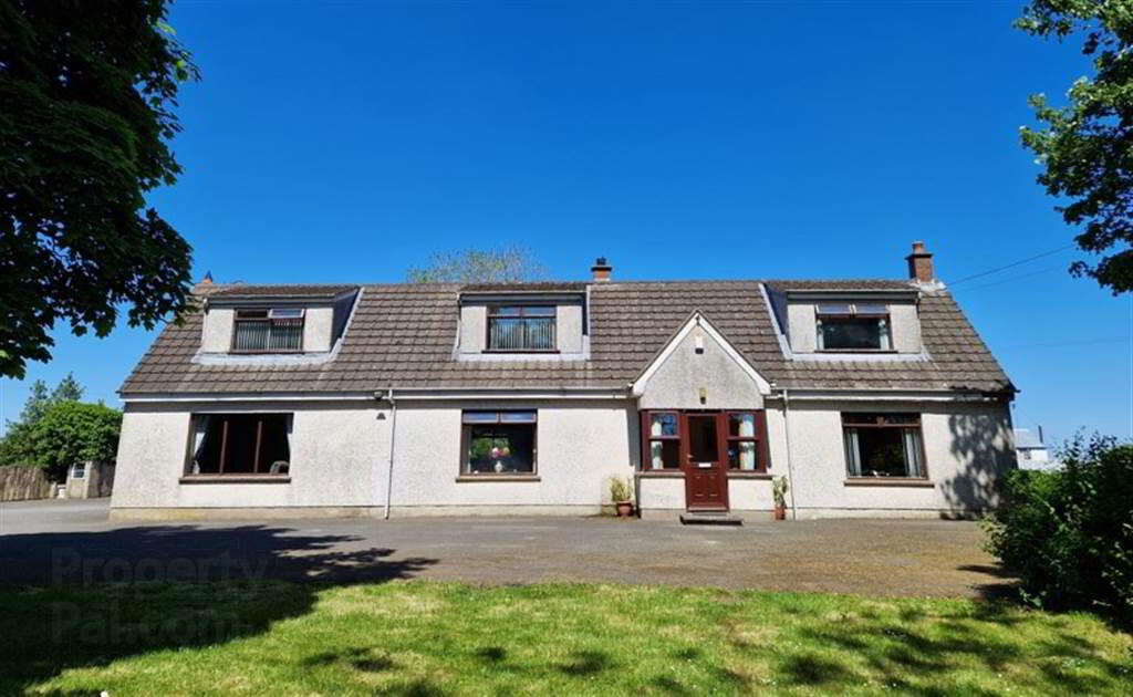 House & Over 3 Acres Of Land, 47 Tullygarvan Road 1 of 40