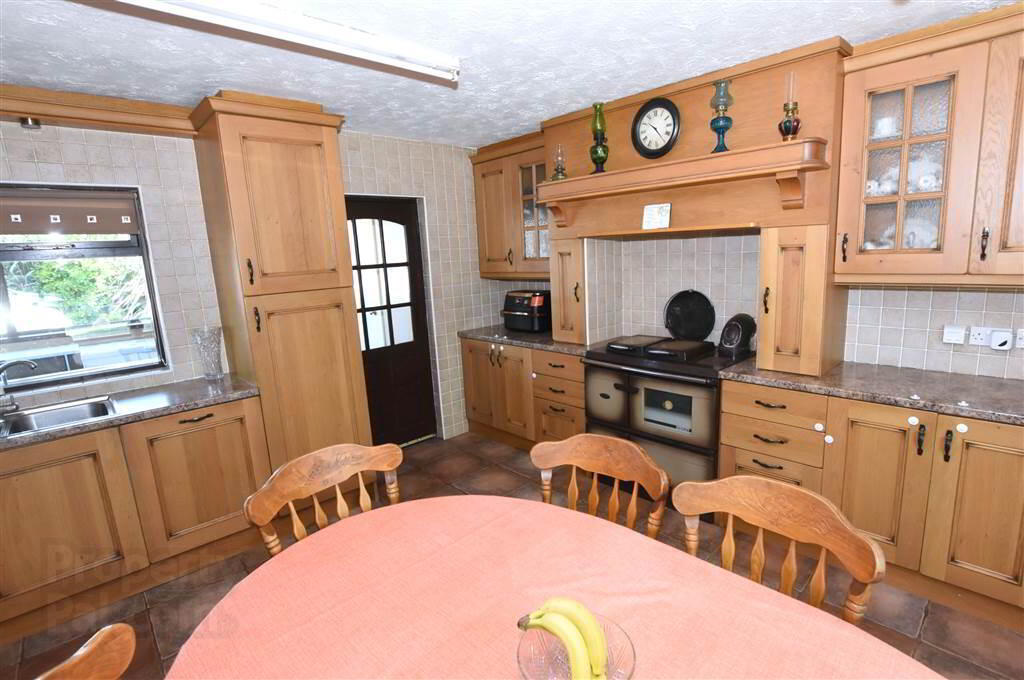 House & Over 3 Acres Of Land, 47 Tullygarvan Road 12 of 40