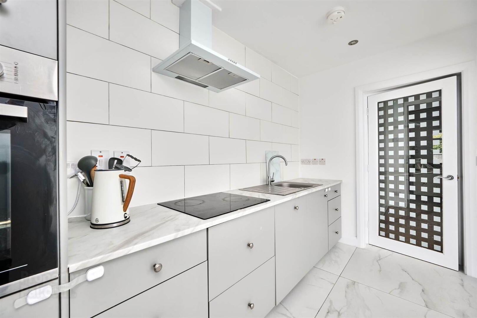 60 Nursery Avenue 10 of 23