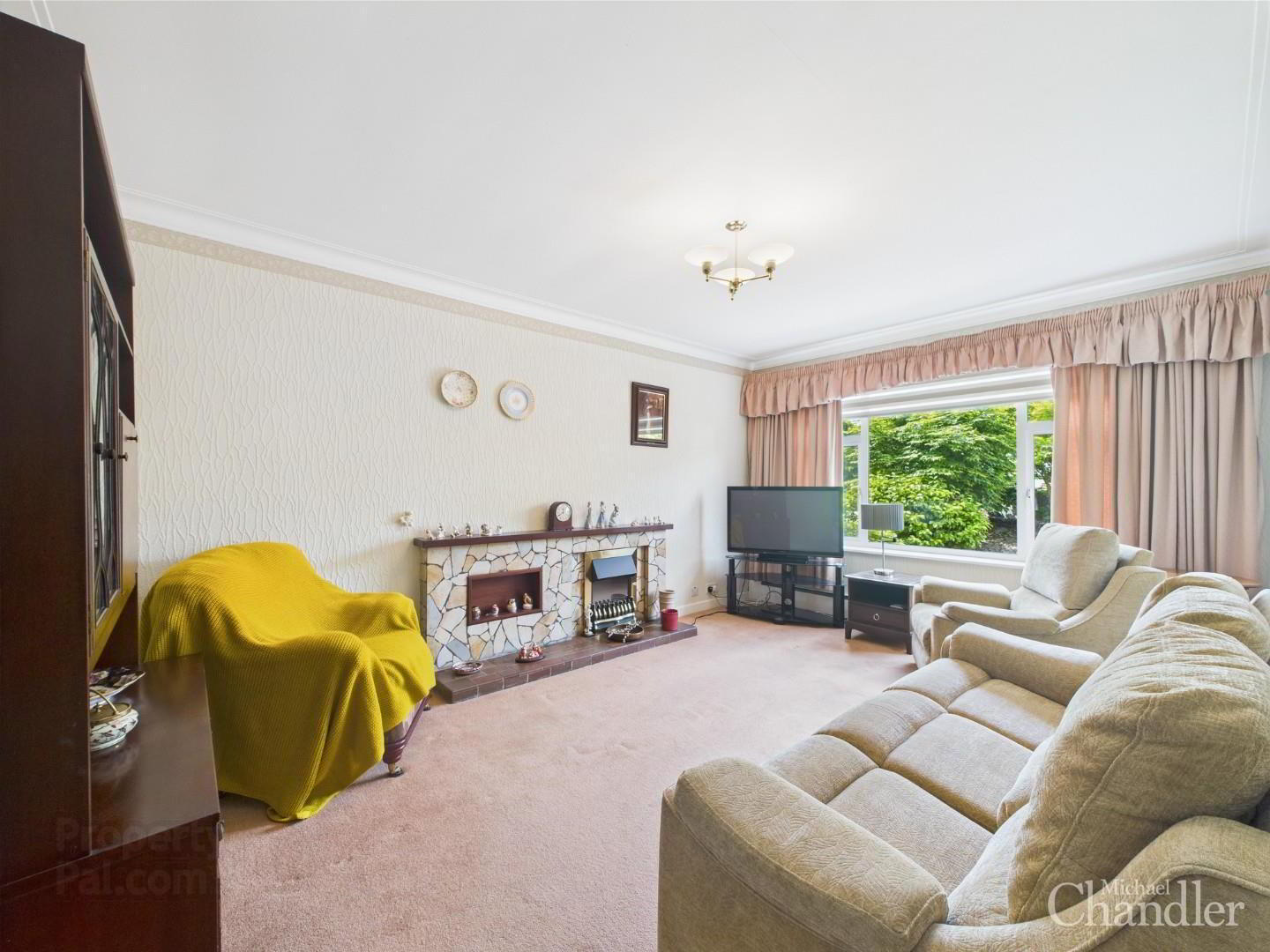 50 Carnbrae Avenue 3 of 20