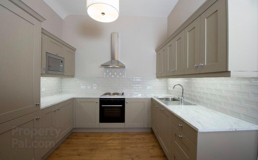 Apt 4 Carolan House, 56 Rossmore Drive 8 of 20