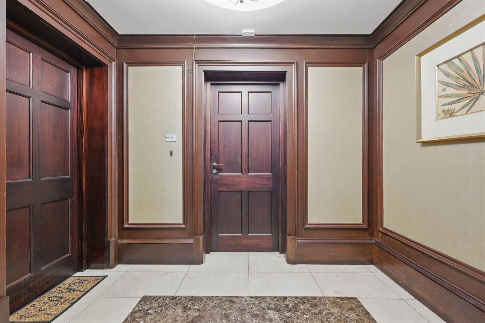 Apt 42 Custom House Square, 4 Ulster Street 3 of 17