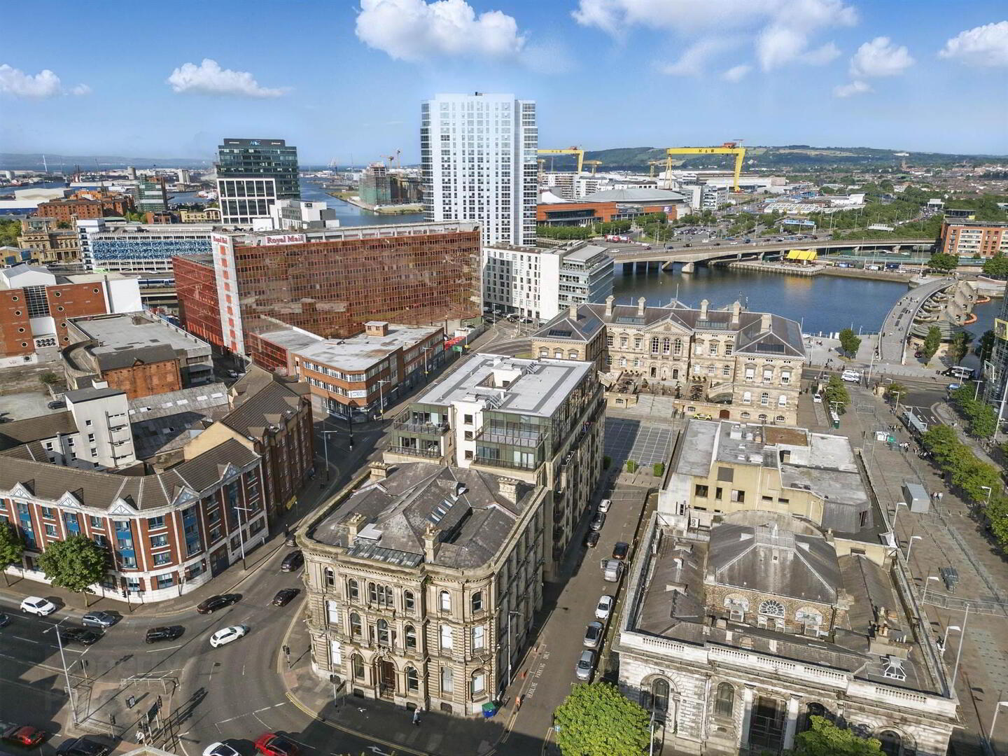Apt 42 Custom House Square, 4 Ulster Street 14 of 17