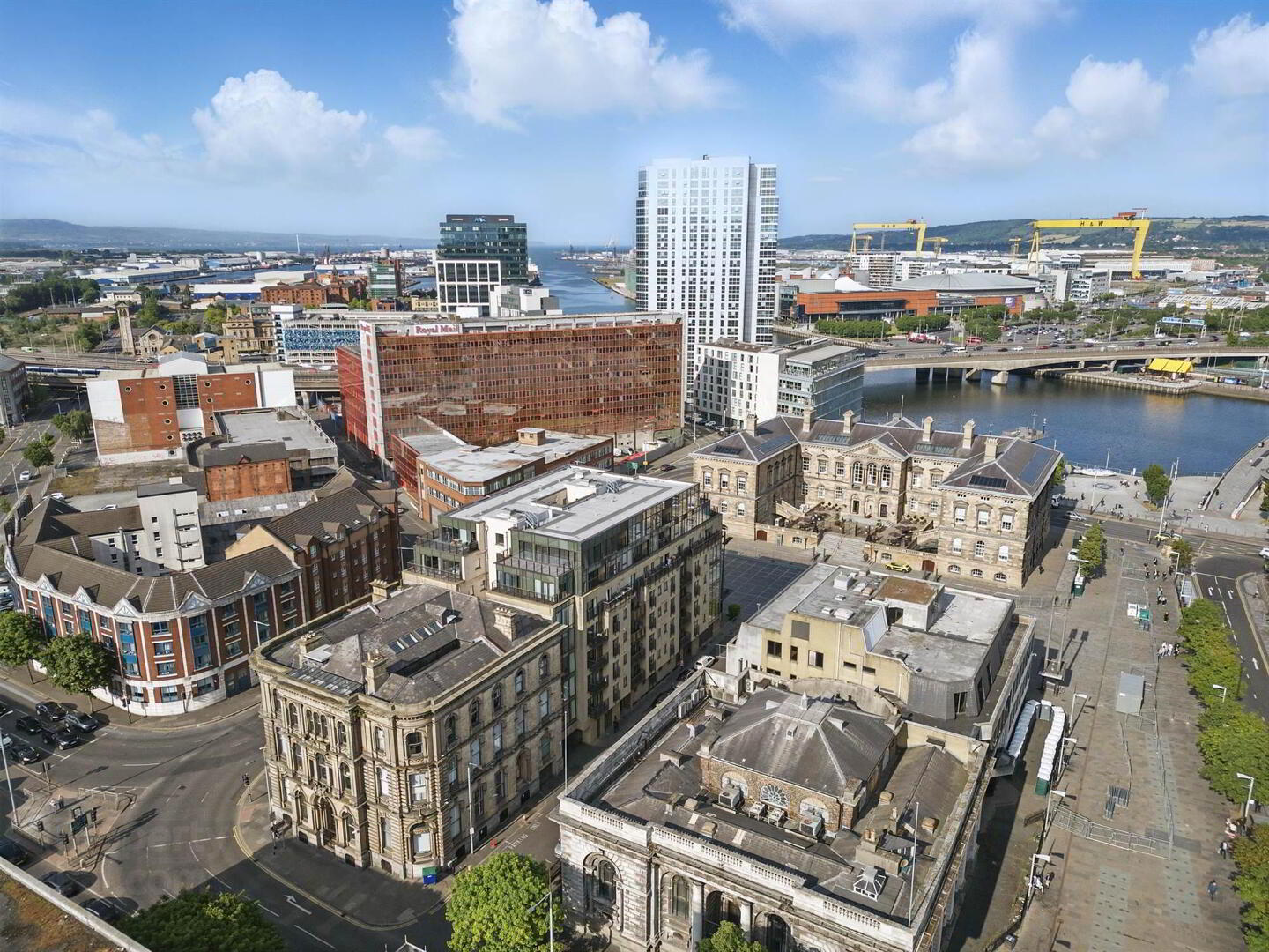 Apt 42 Custom House Square, 4 Ulster Street 17 of 17
