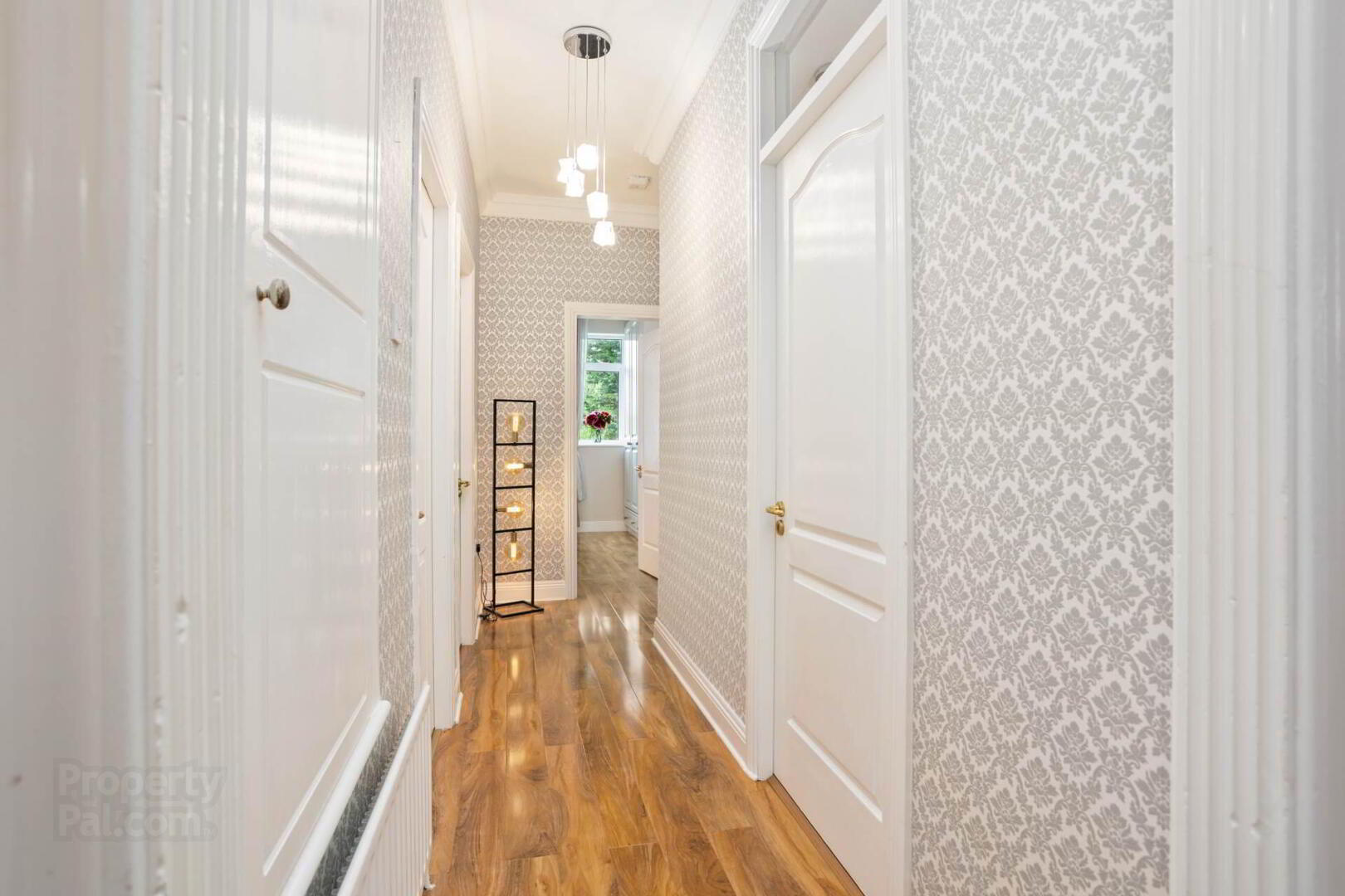 15 Anley Court 31 of 35