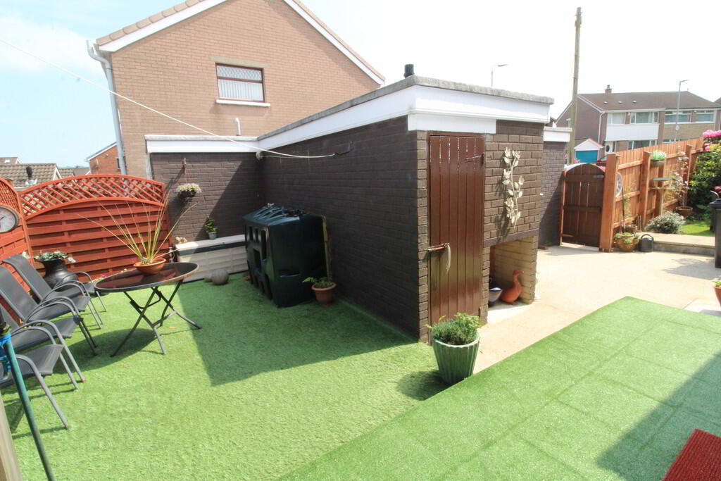 36 Beverley Road 21 of 25