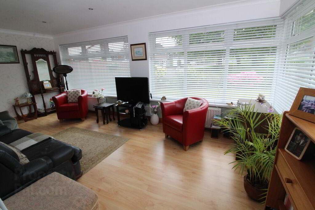 36 Beverley Road 7 of 25