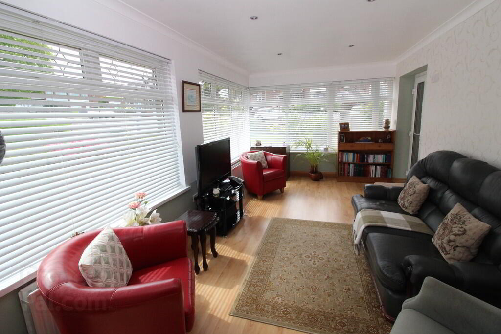 36 Beverley Road 6 of 25
