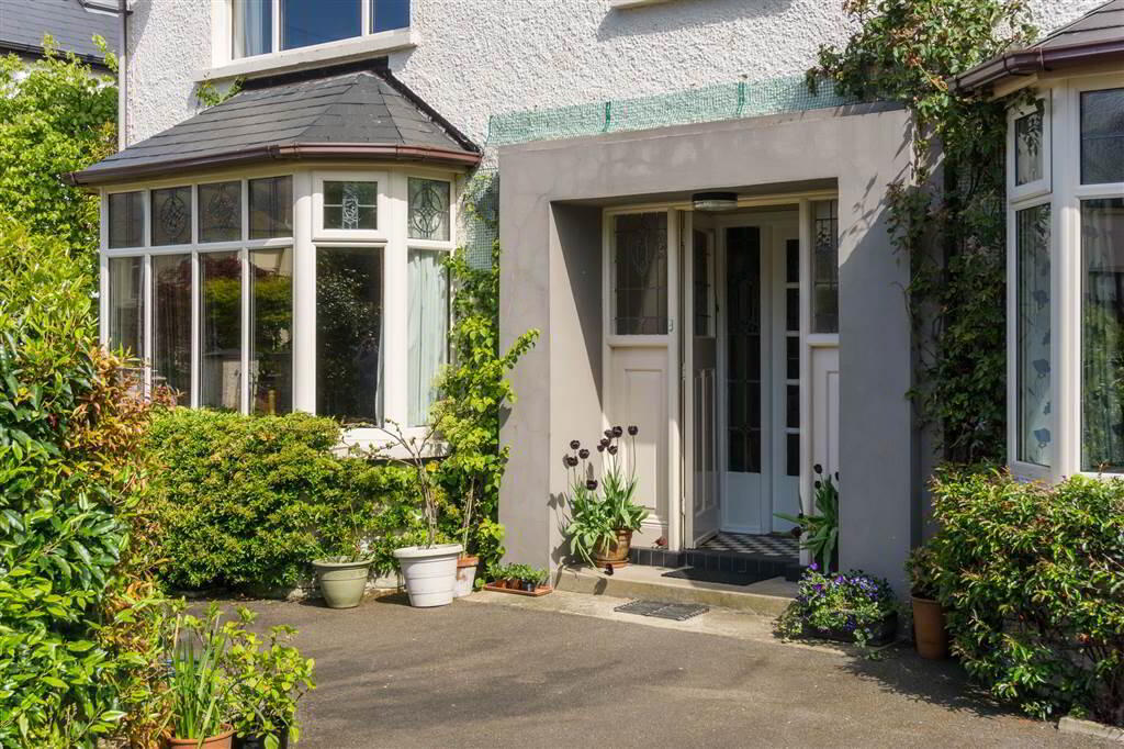 property description image
