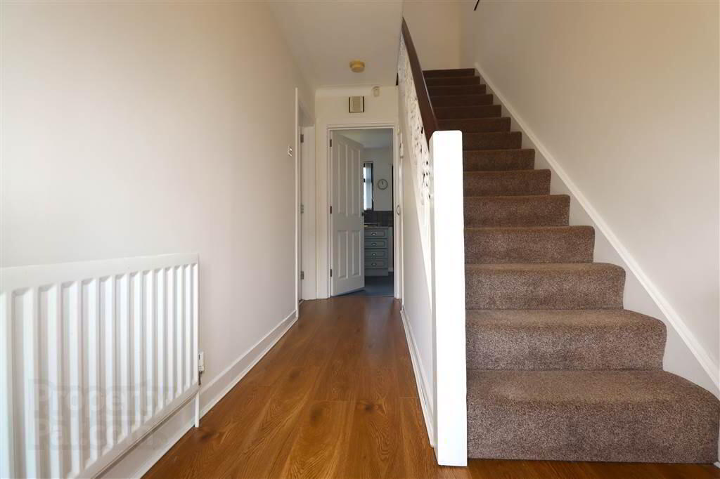 38 Kensington Park 2 of 17