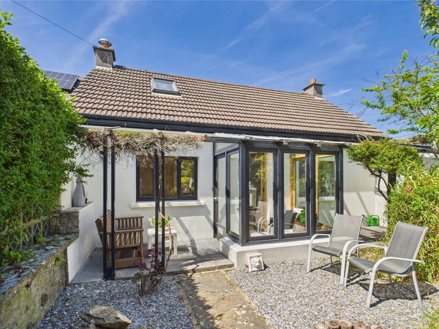 property description image