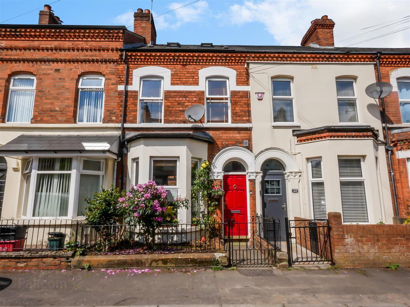 25 Rushfield Avenue 1 of 24
