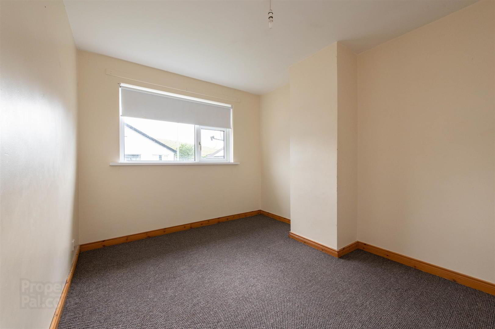 19 Craigs Road 6 of 19
