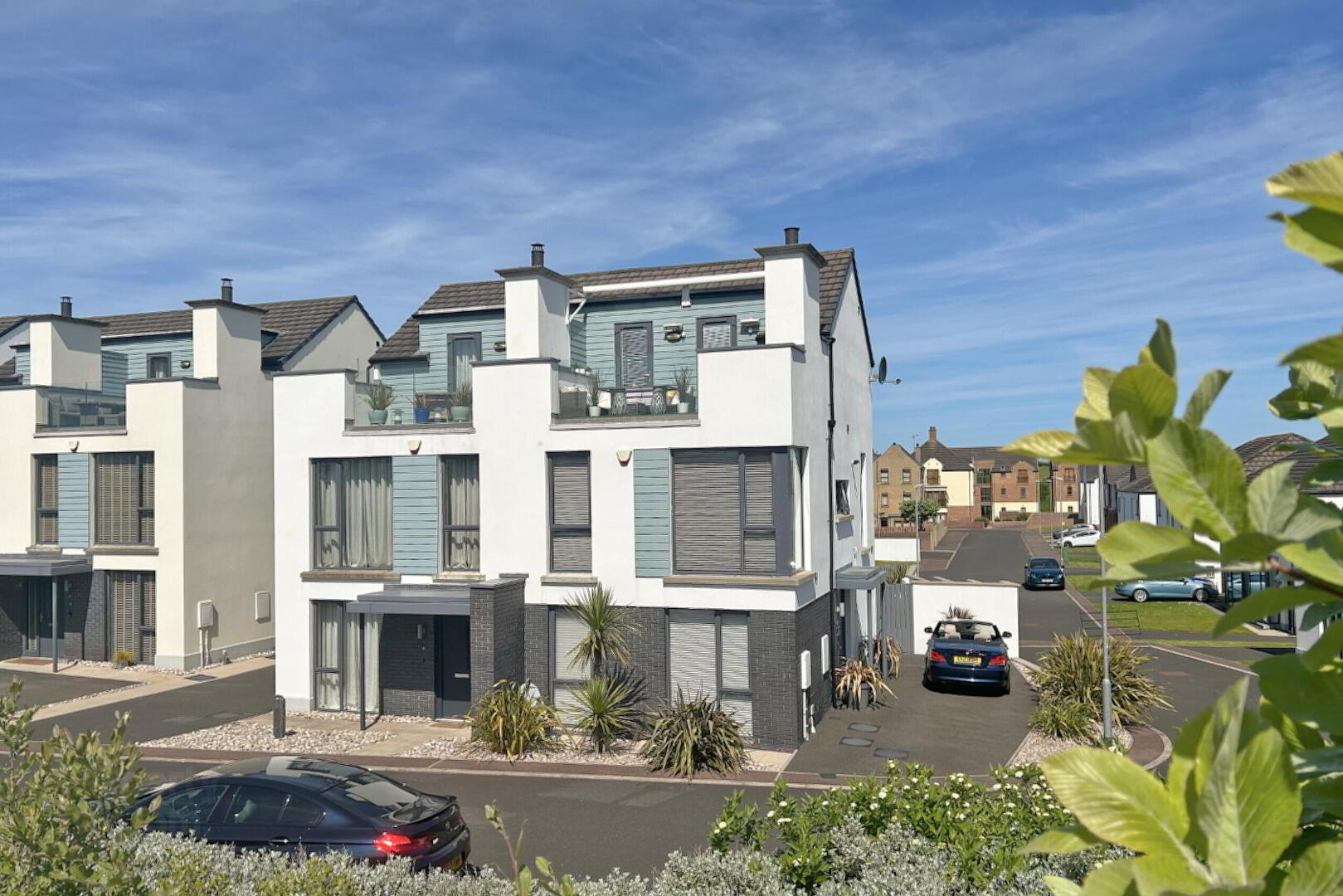 12 Galvally Gardens 1 of 21
