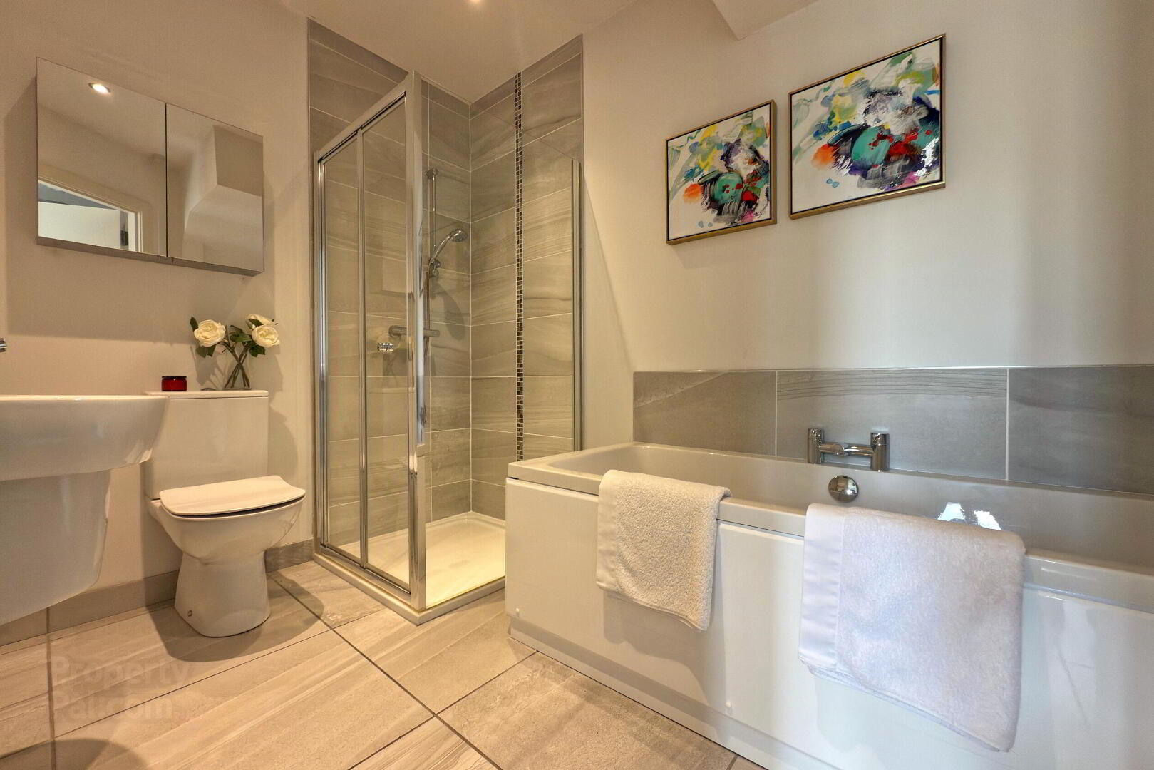 12 Galvally Gardens 16 of 21
