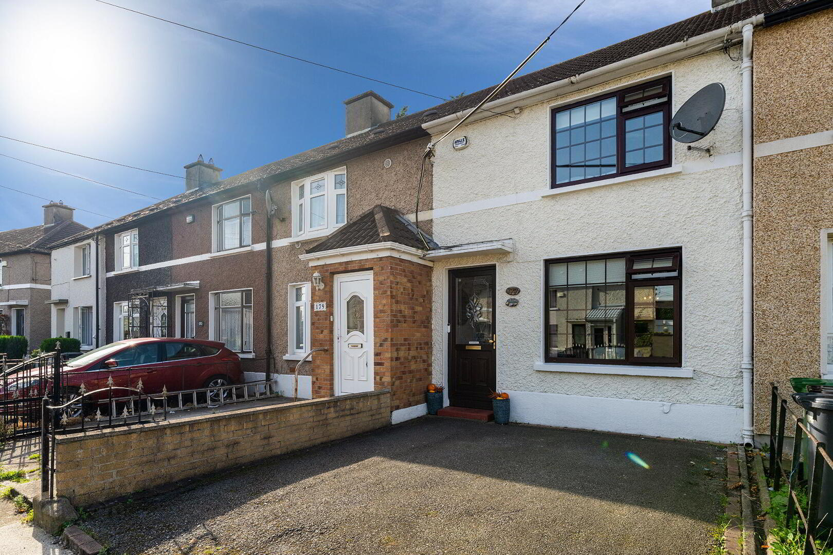 property description image