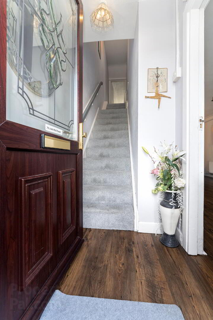 177 Thomond Road 3 of 28