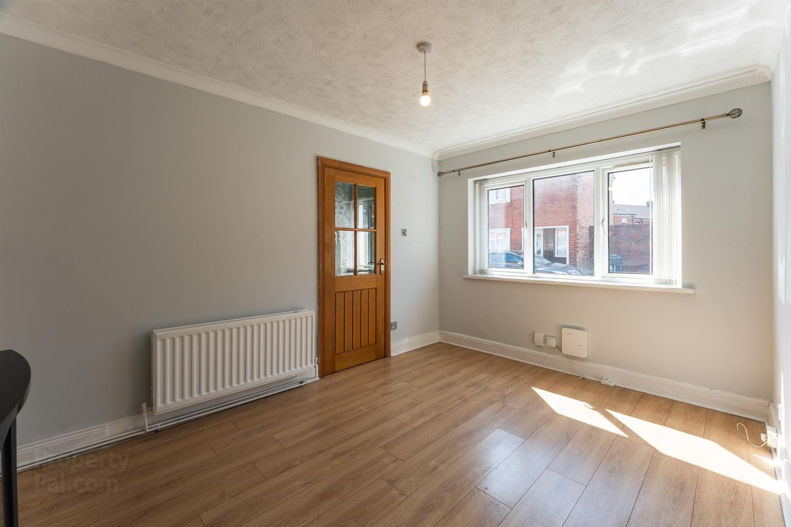 32 Hornby Street 4 of 14