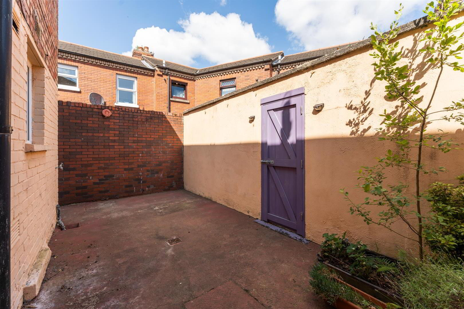 32 Hornby Street 10 of 14