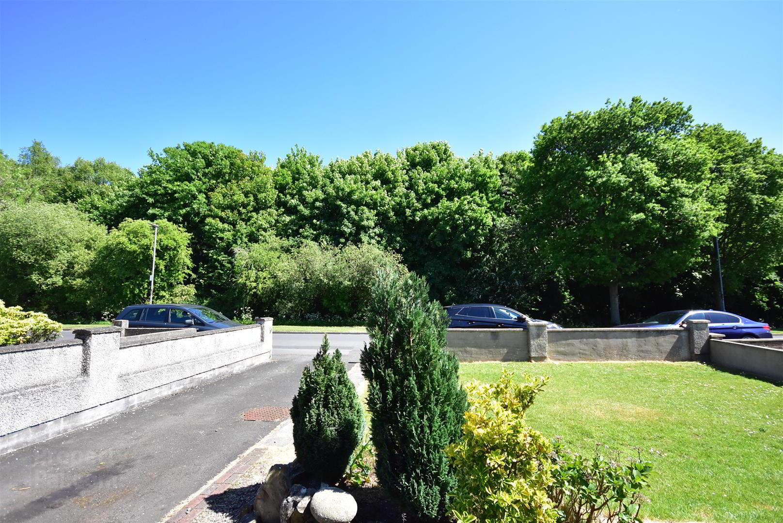 property description image