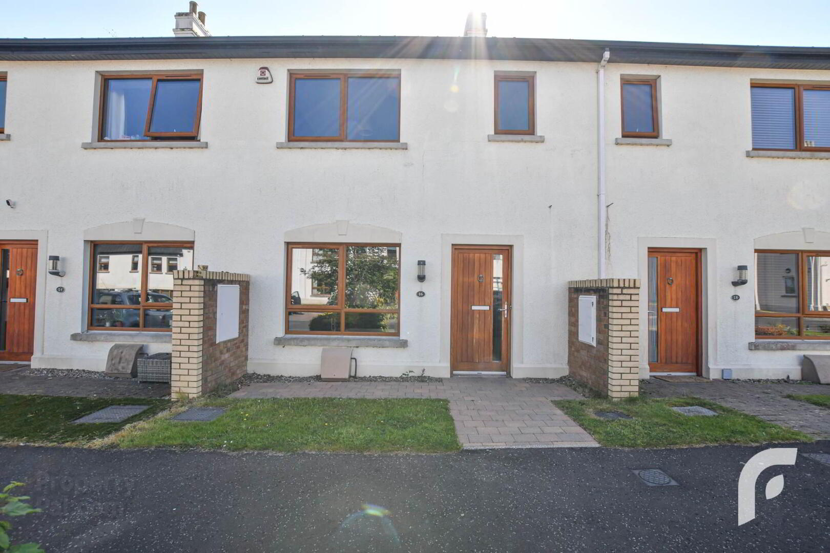 16 Glenavna 1 of 33