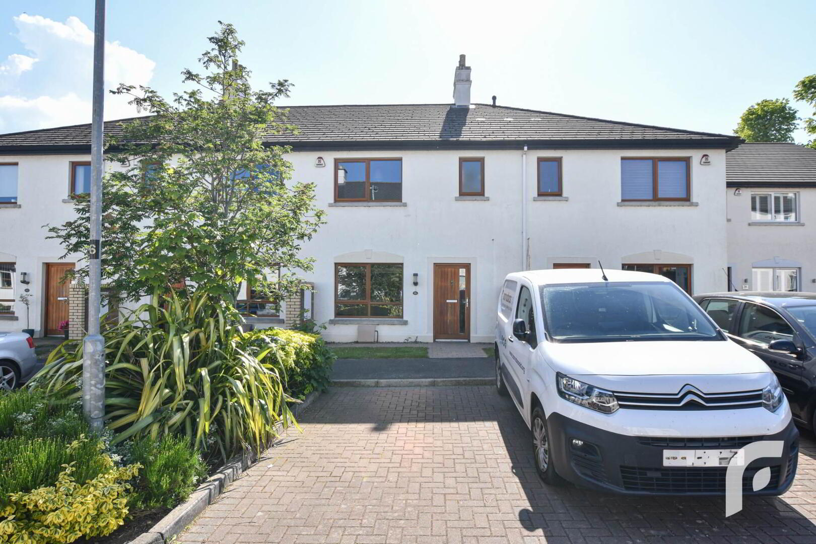 property description image