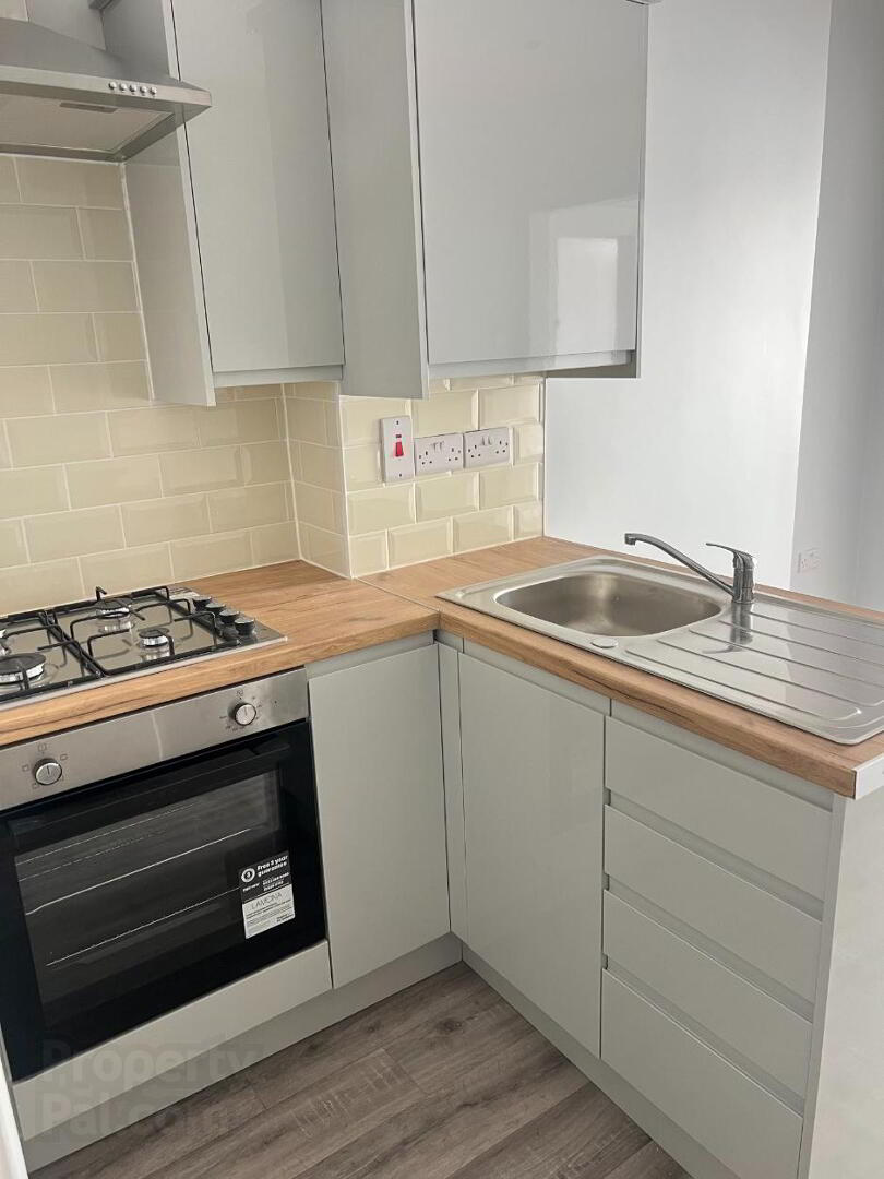 24a Bridge Street 4 of 12