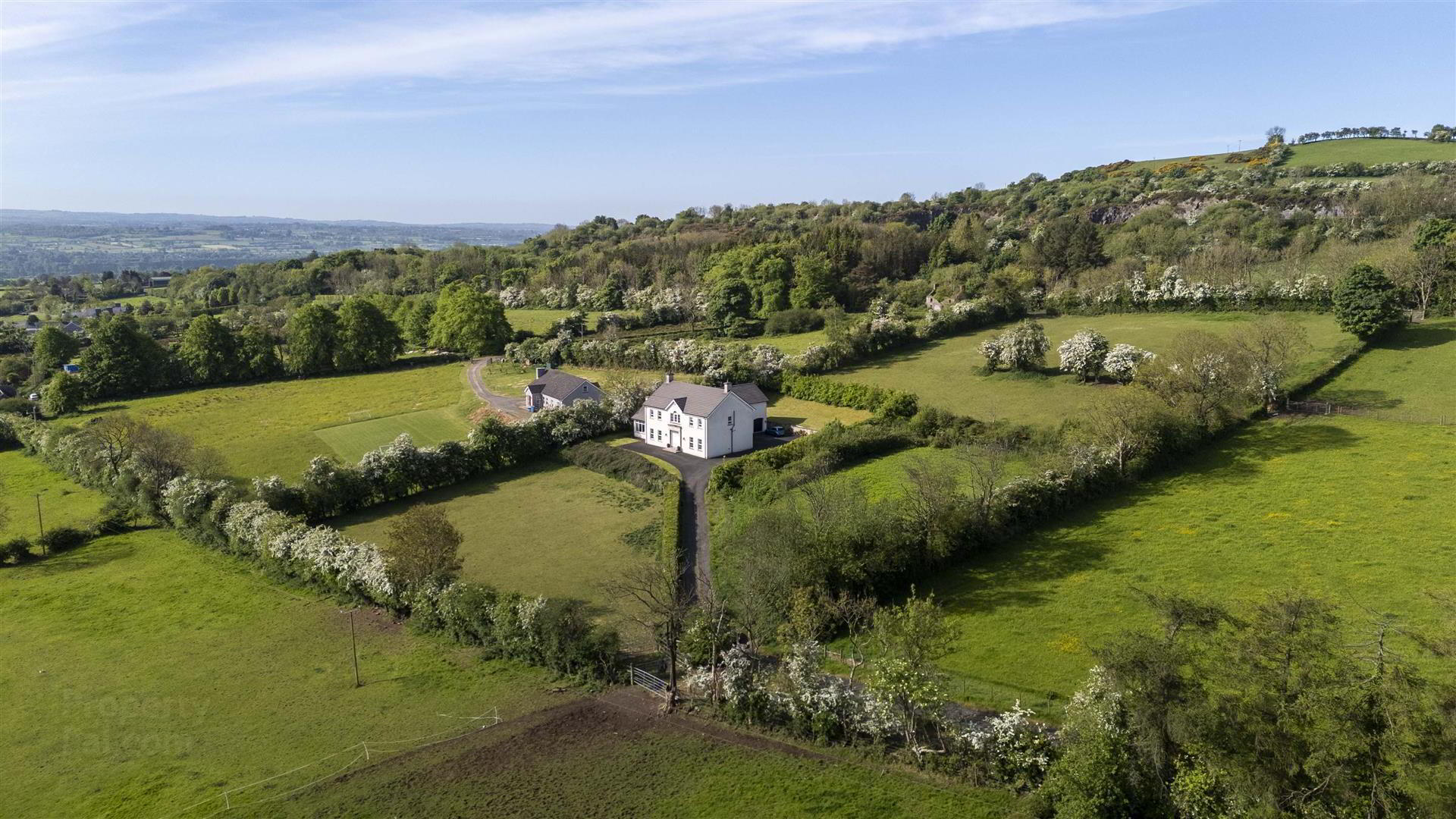 5 Ballywee Road 1 of 38