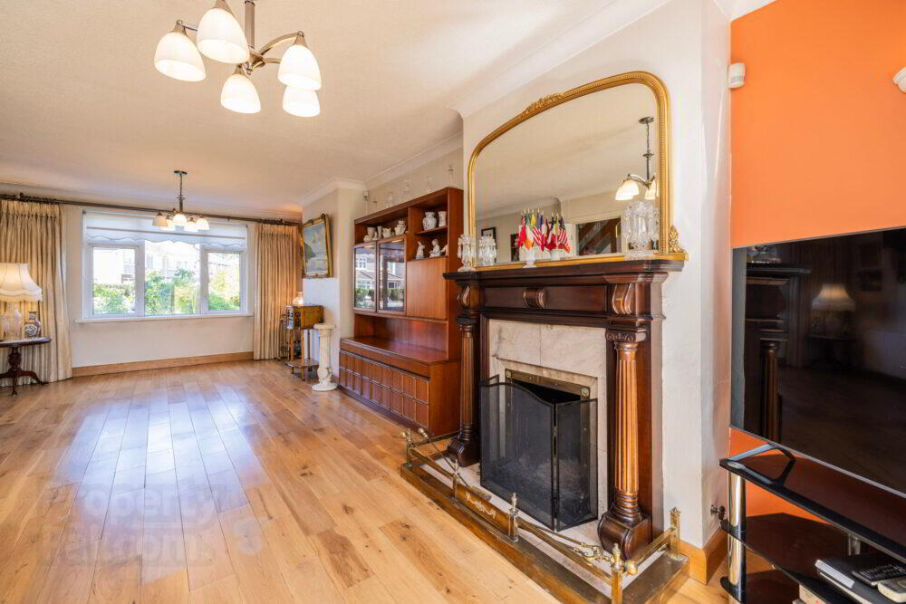 6 Cedarwood Road 9 of 35