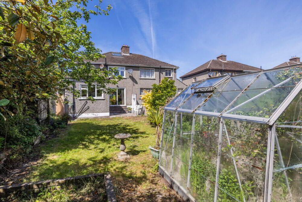 6 Cedarwood Road 22 of 35