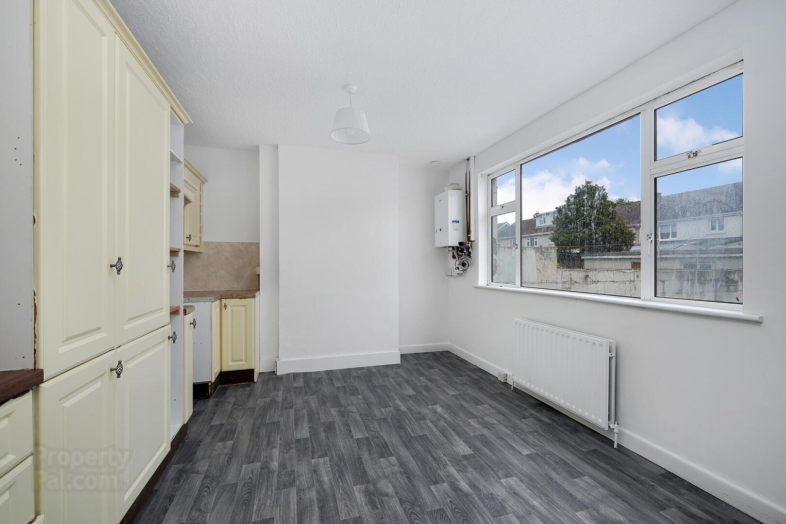 47 Crestfield Avenue 7 of 23