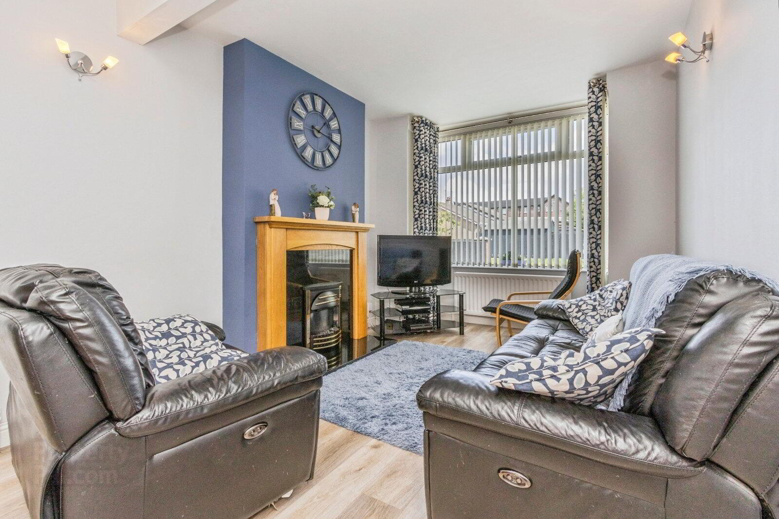 112 Ballynahinch Road 5 of 18