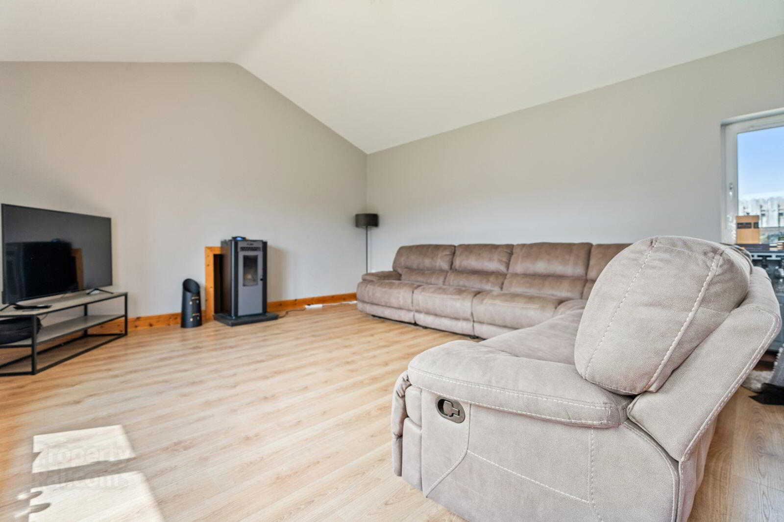 28 Beech Rise 6 of 22