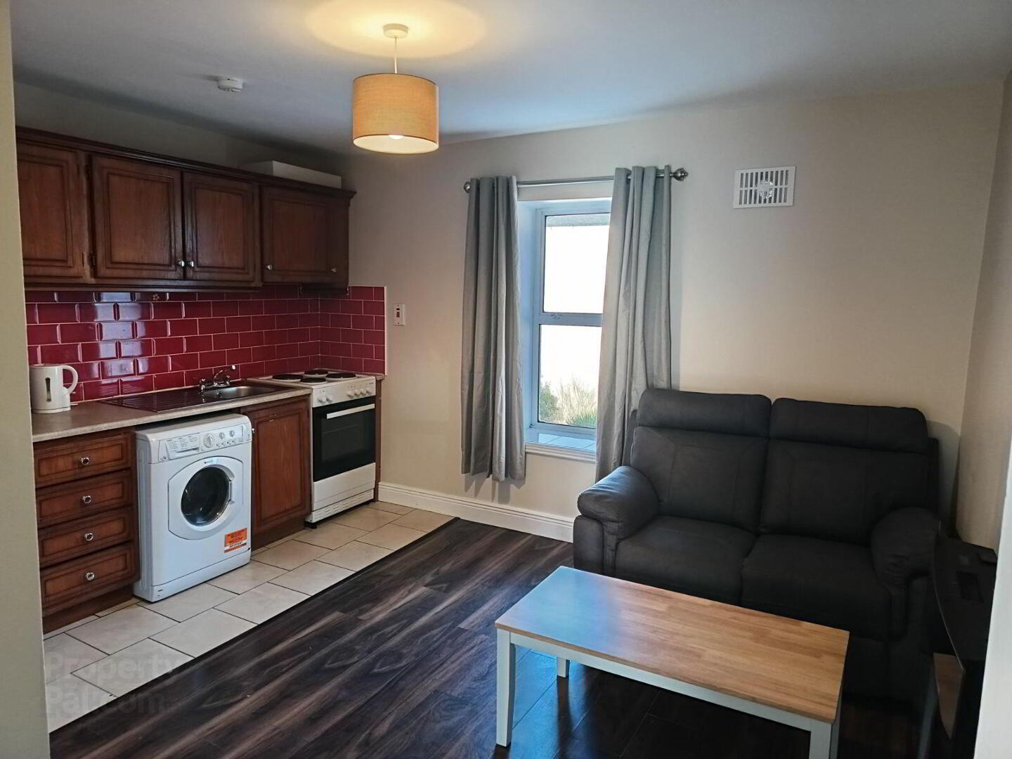 Apartment 3 11 Newenham Street 1 of 5