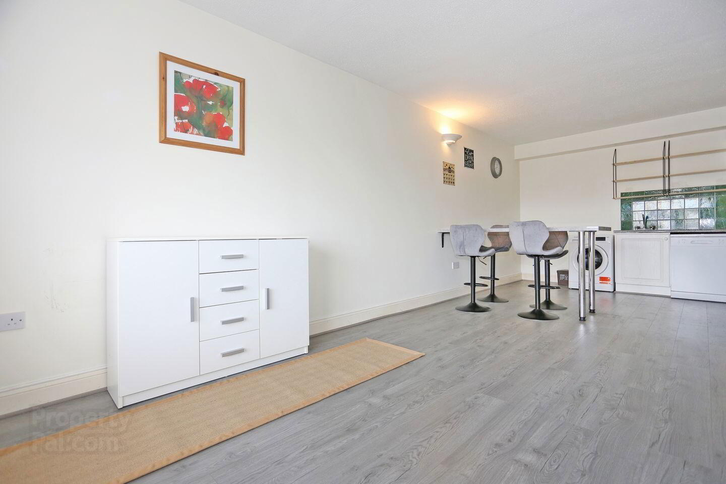 Apartment 310 Aviary House Windmill Street 6 of 15