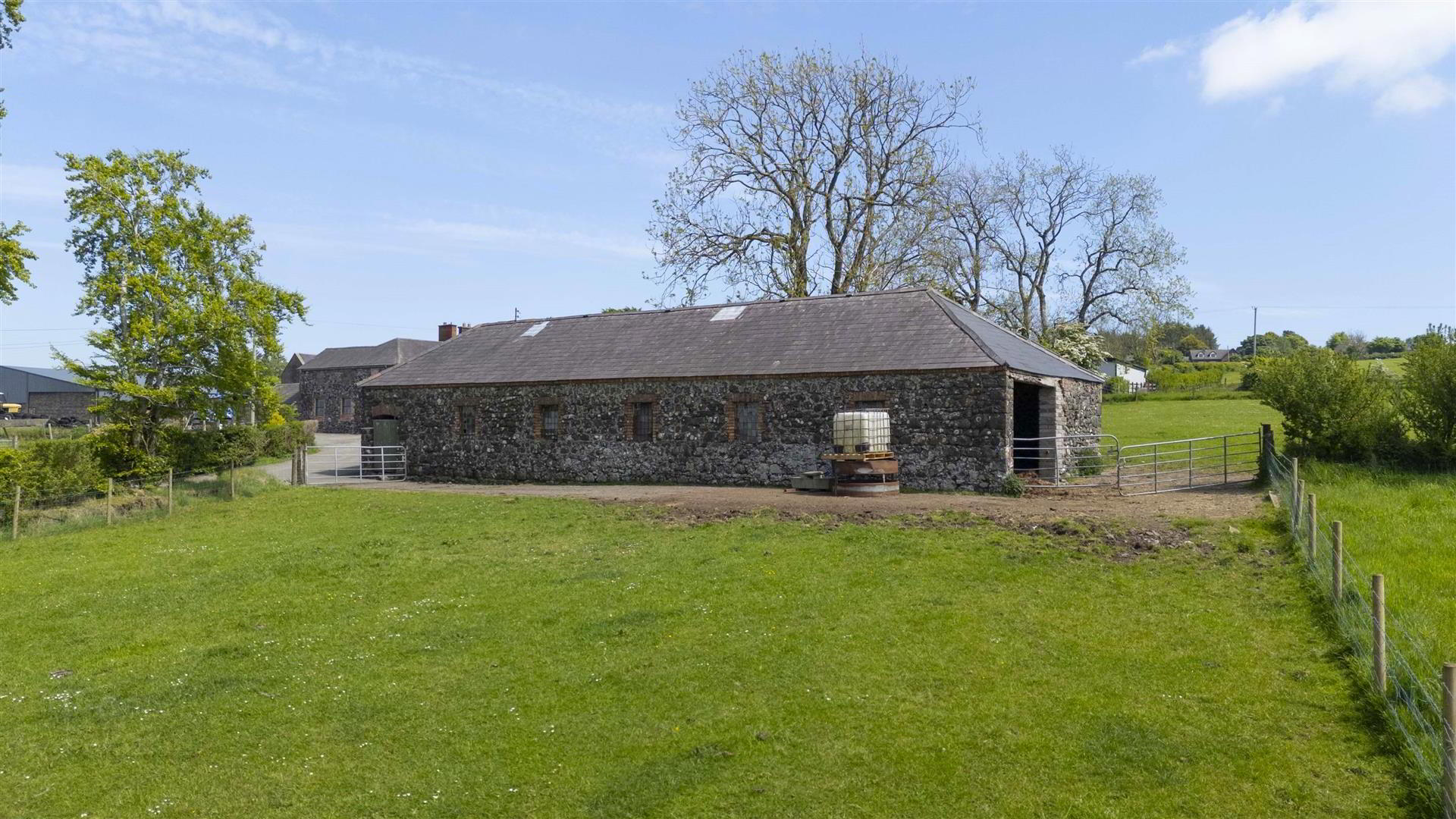 property description image