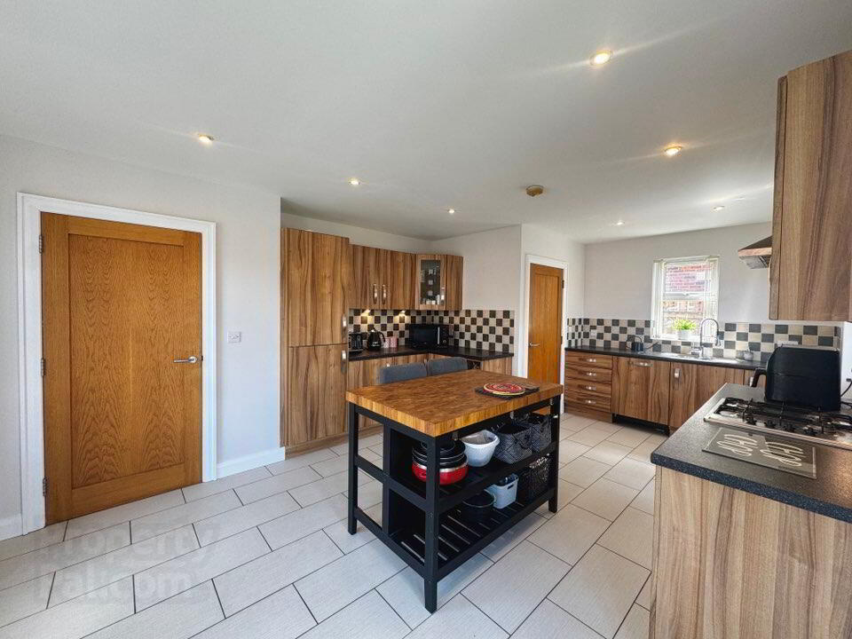 36 Bann Meadows 8 of 37