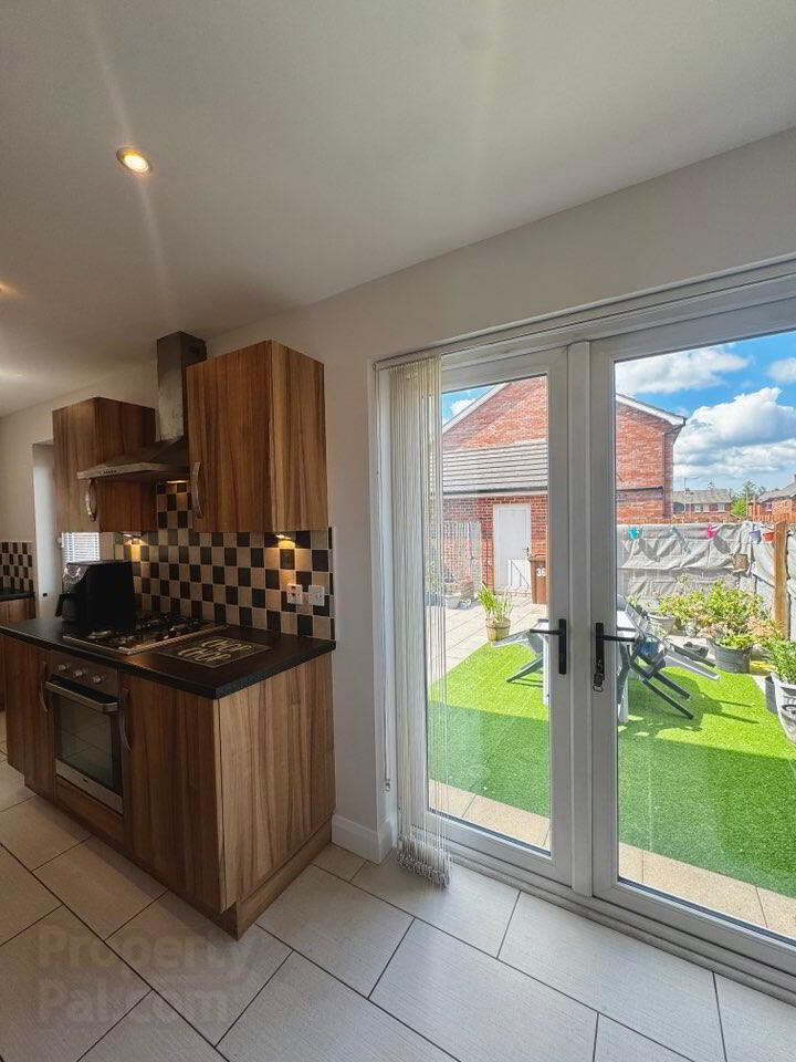 36 Bann Meadows 13 of 37