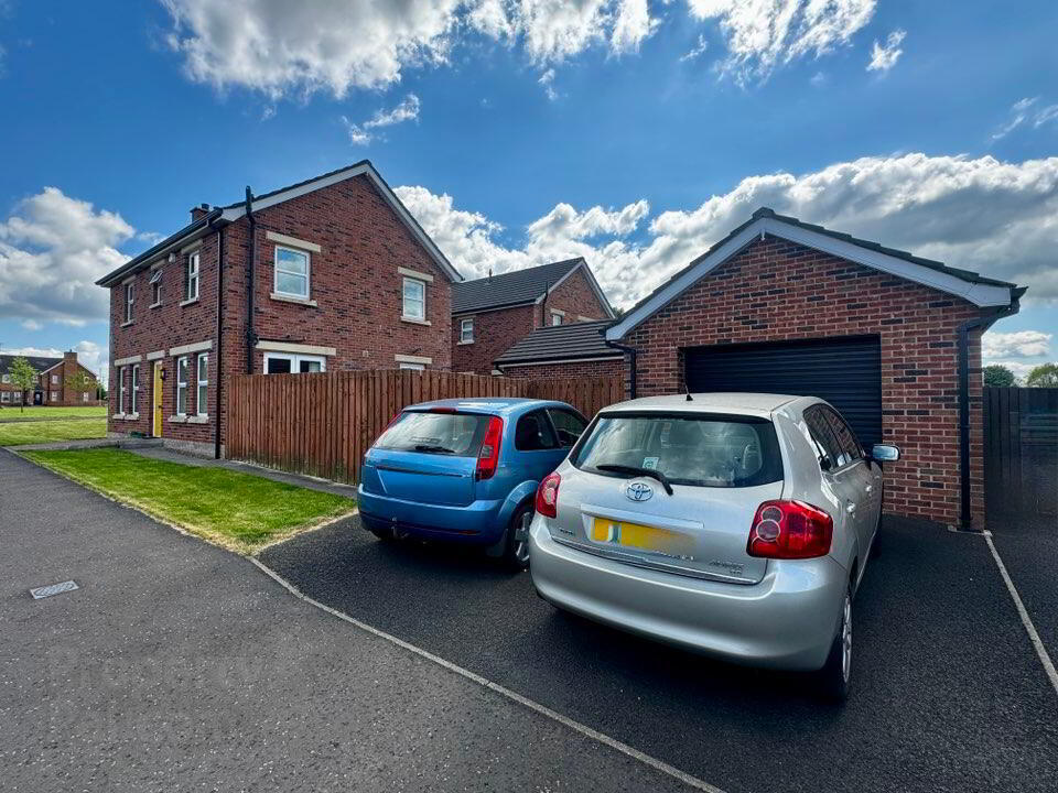36 Bann Meadows 32 of 37