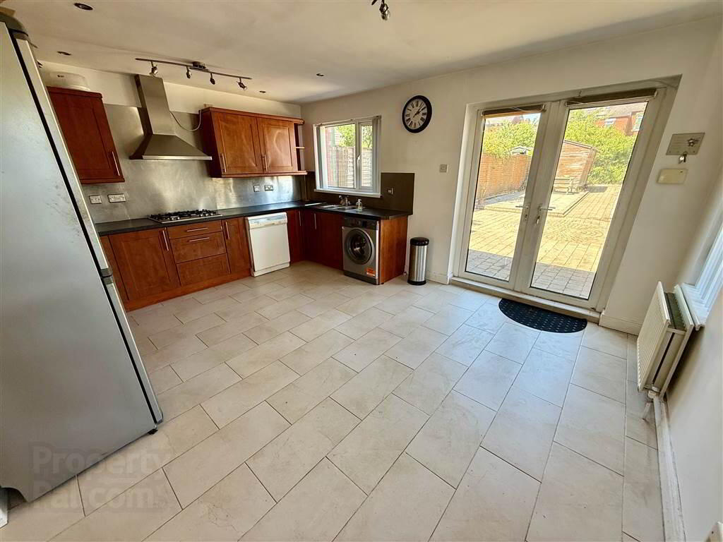 33 Onslow Parade 7 of 15