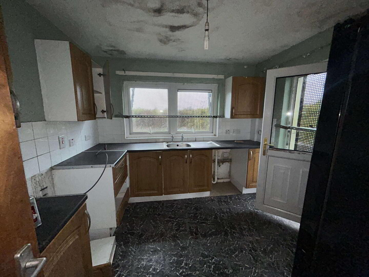 8 Ballyhagan Road 5 of 13