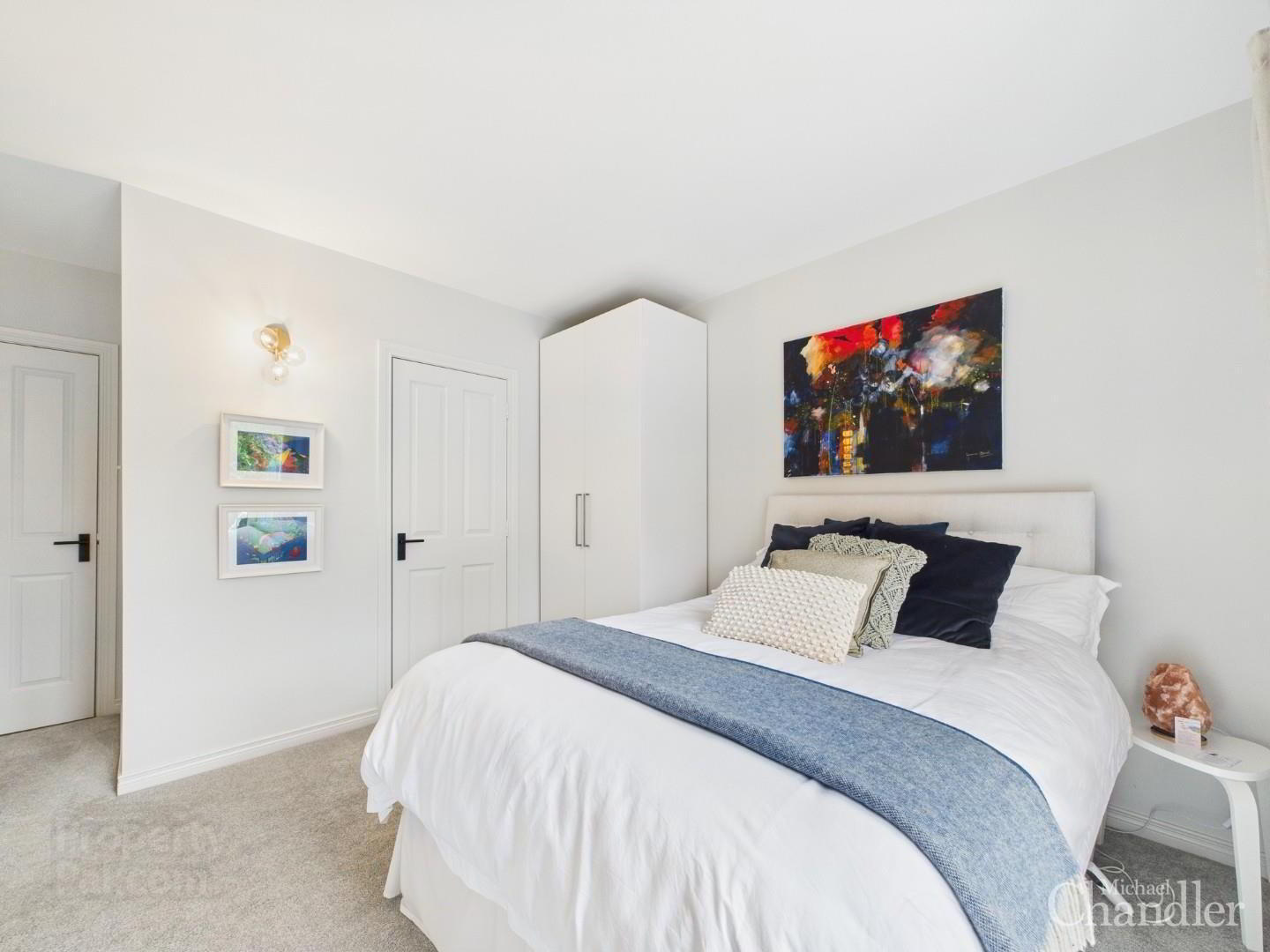 Apt 2, 16 Annadale Avenue 8 of 15
