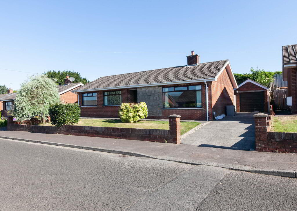 16 Archvale Avenue 1 of 25