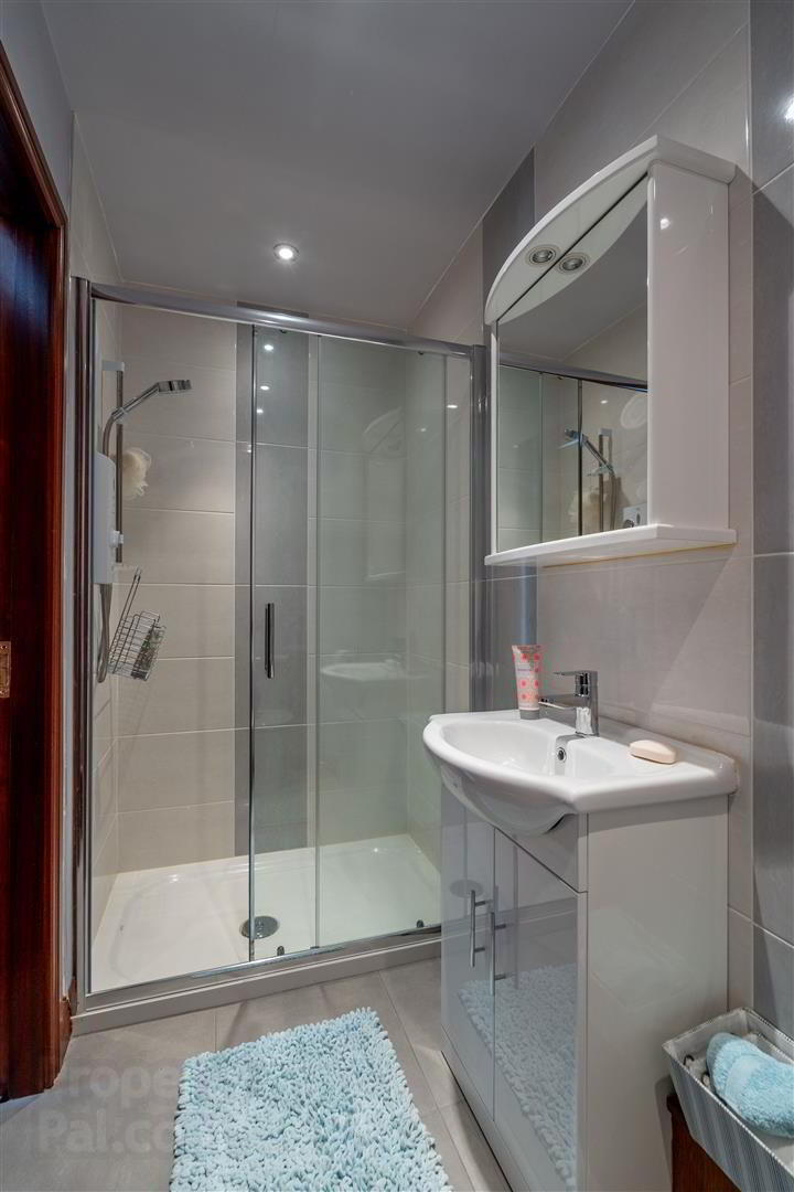 11 Strangford View 10 of 22