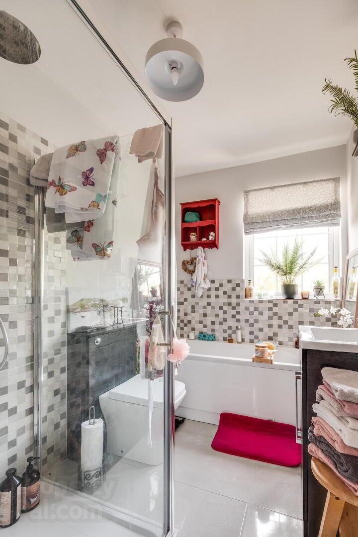 2 Silverstream Court 14 of 23