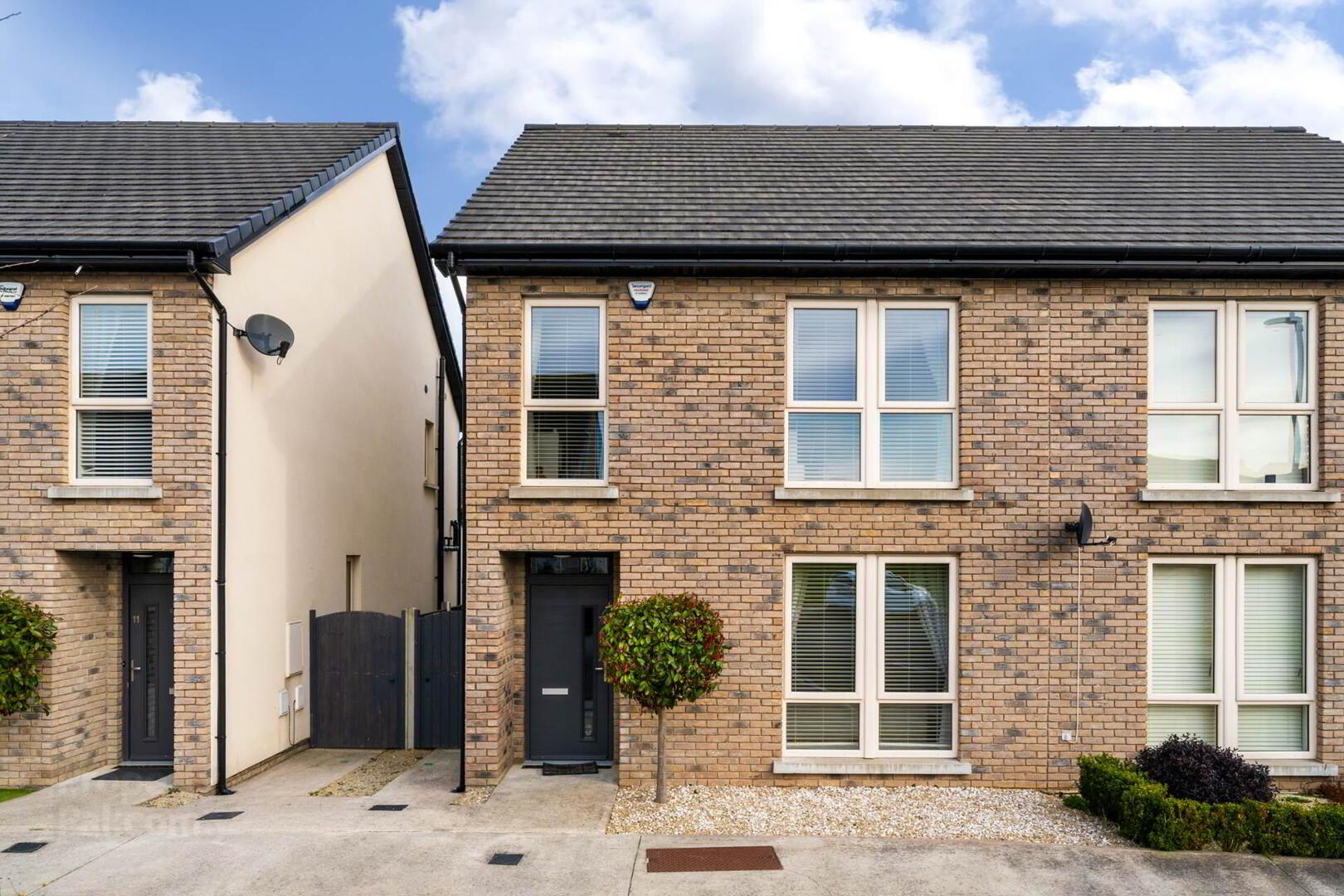 property description image