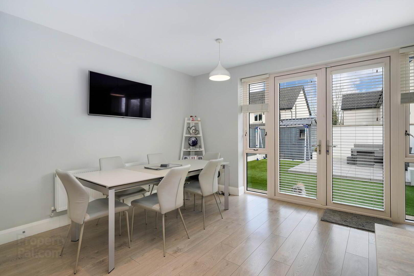 13 Castlechurch Avenue 12 of 30